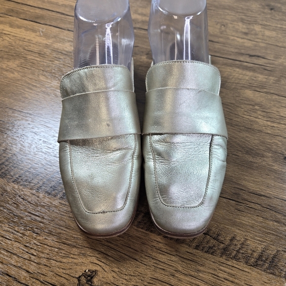 Free People At Ease Gold Leather Mules Loafers - Picture 8 of 11